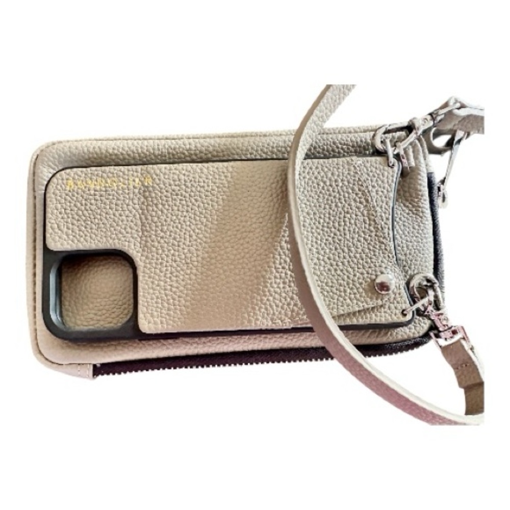Bandolier EMMA Greige/Silver Pebble Leather Crossbody bag w/separate iPhone Case - Picture 3 of 12